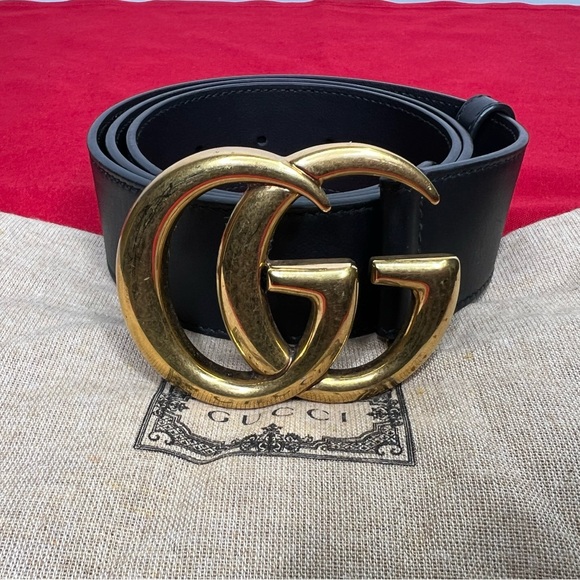 Gucci GG Marmont Gold Buckle Interlocking Double G Black leather belt